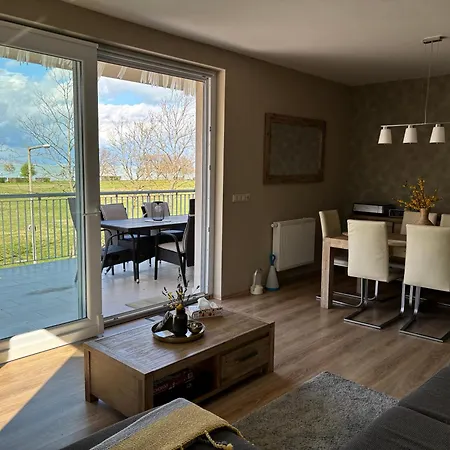 Zamardi Apartment *
